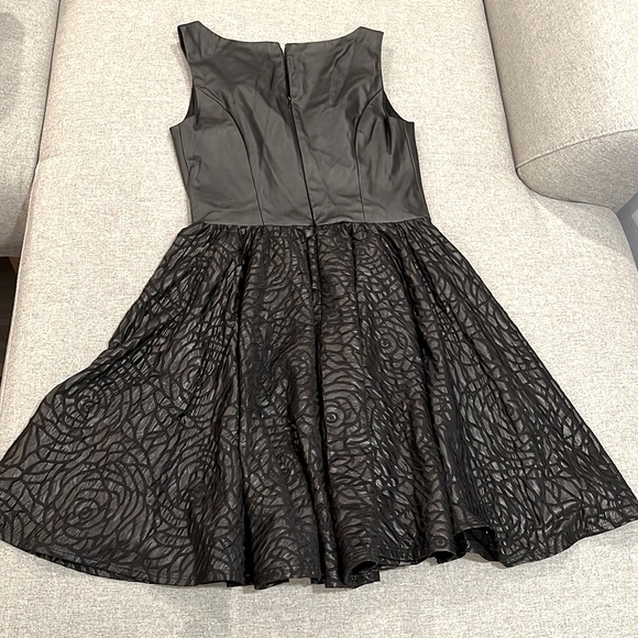 Marciano Dress - Size XS - Picture 3 of 4